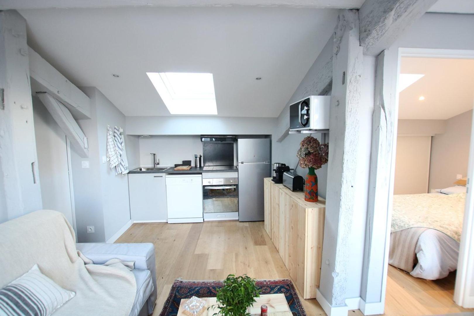 GuestReady - Comfy Attic Apartment near Grand Théâtre Burdeos Exterior foto