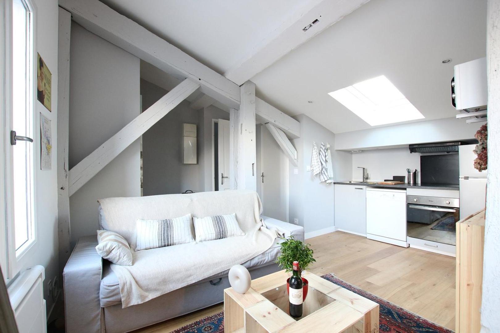 GuestReady - Comfy Attic Apartment near Grand Théâtre Burdeos Exterior foto